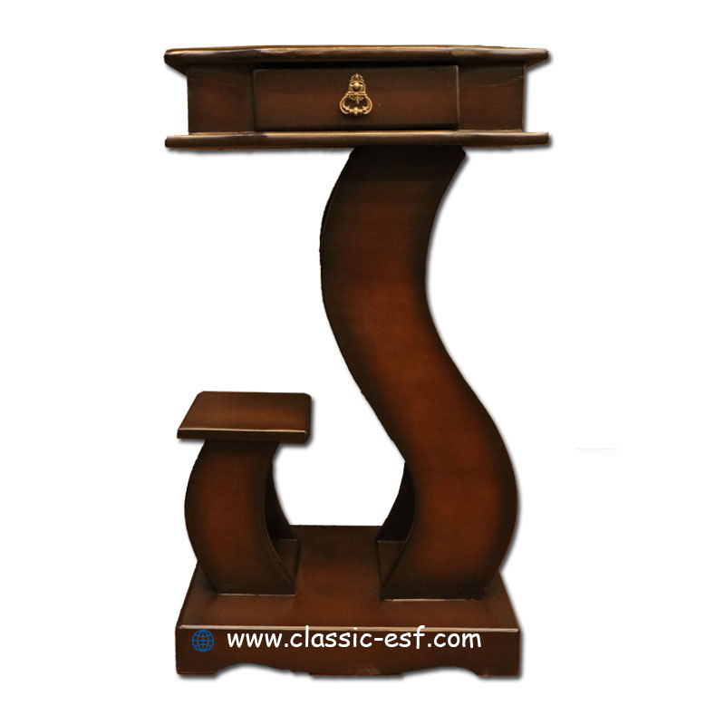 میز طرح J
